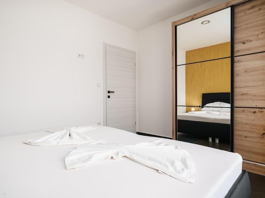 Luxury Apartments-La Dino Maky 보디체 객실 사진