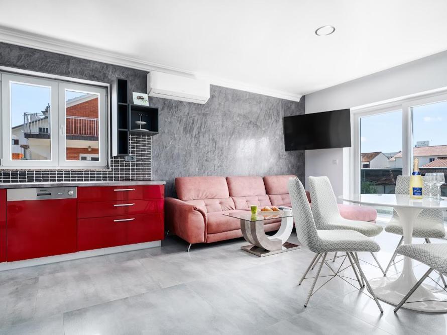 Luxury Apartments-La Dino Maky 보디체 객실 사진